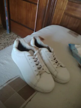 Zapatillas blancas