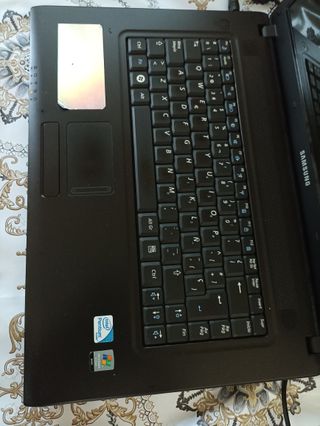 Portátil Samsung NP300E5A Negro