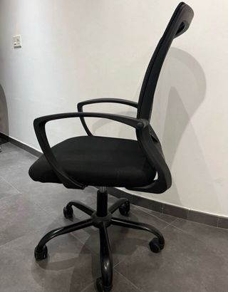 Silla de oficina con ruedas regulable