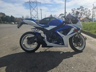 Suzuki GSXR 600 K6