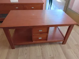 Mesa de centro de madera marrón