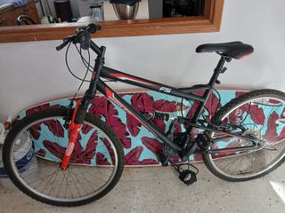 Bicicleta de Montaña FS Negra