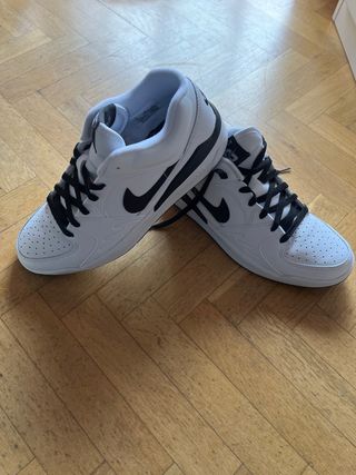 Nike Jordan Stadium 90 Blancas y Negras