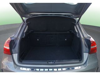 Mercedes-Benz GLA 180 90 kW (122 CV)