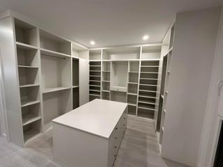 Se hacen transportes y mudanzas +montaje