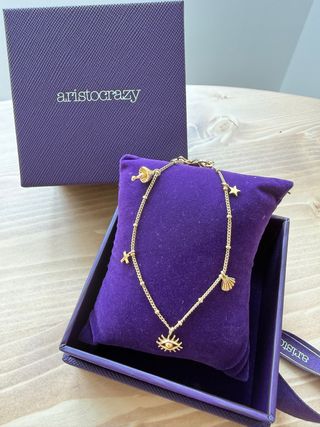 Pulsera actual de Aristocrazy Dorada con abalorios