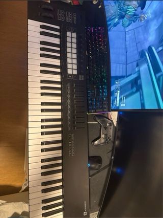 Novation Launchkey 61 Teclado Controlador MIDI