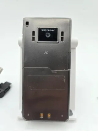 Panasonic Docomo P906i Argento