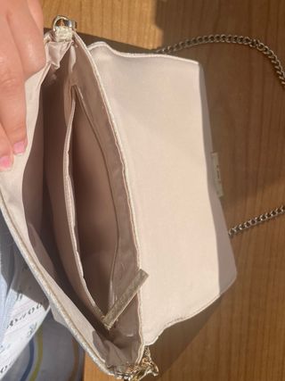 Bolso fiesta terciopelo elegante crema