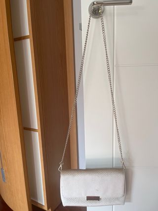 Bolso fiesta terciopelo elegante crema