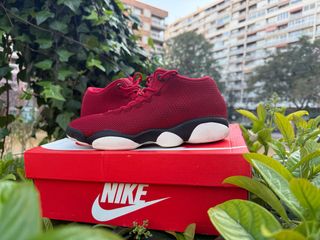 Zapatillas Jordan Rojas y Blancas