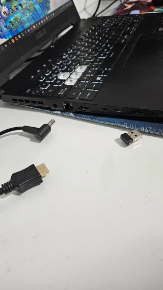 Portátil ASUS Tuf 15  3050 ti 16 ram i7 12th 12650