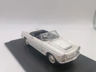 Modellino Auto Fiat 1200 Cabriolet 1959
