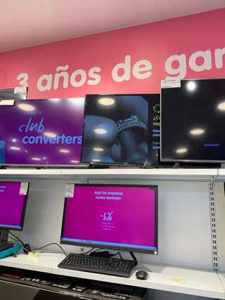 Ordenador AIO Lenovo Negro