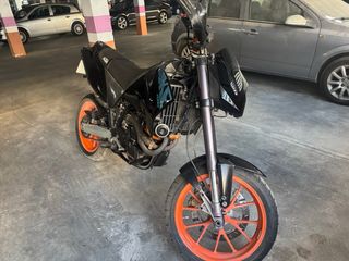 KTM 625 Duke Negra y Naranja