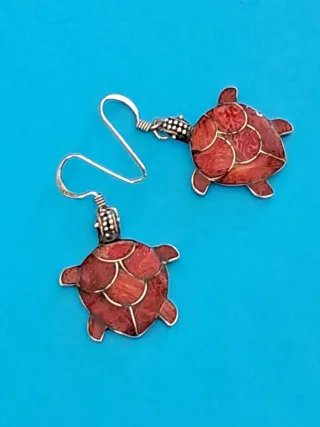 Conjunto Colgante y Pendientes Tortuga Raíz de Cor