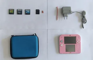 Nintendo 2DS Rosa y Blanca + 3 juegos fisicos
