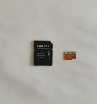 Nintendo 2DS Rosa y Blanca + 3 juegos fisicos