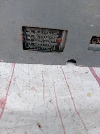 Radio antigua de válvulas