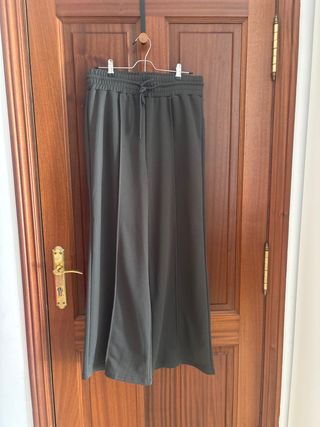 Pantalones largos gris