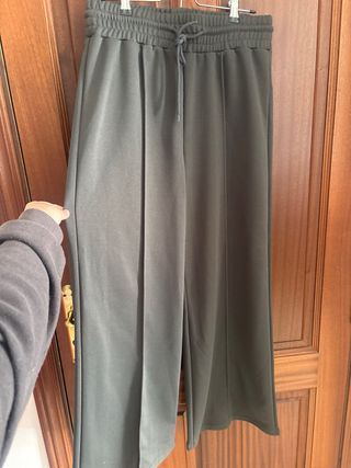 Pantalones largos gris