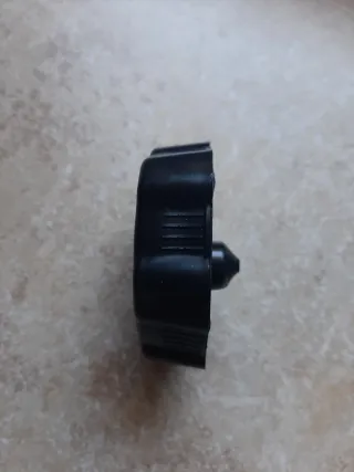 Tappo serbatoio motorino nero