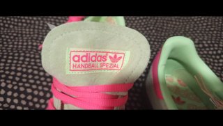 Zapatillas verde y fucsia