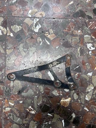 Escuadra Placa Yasuni R Z