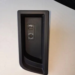 Conector BMW 105026813