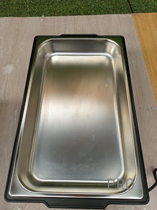Chafing dish eléctrico de Lacor.