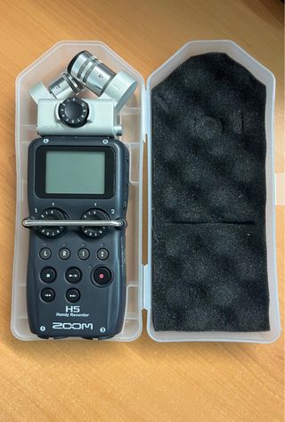 Grabadora Zoom H5 Handy Recorder + Estuche
