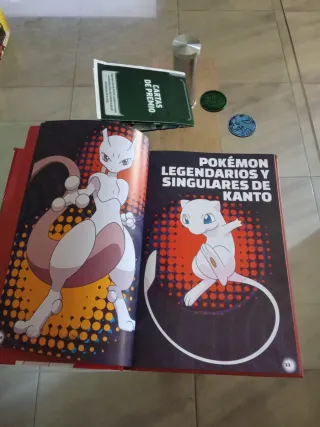 Español,pokemon unas 1000cartas,libro de pokemon..