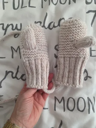 Manoplas bebé niña rosa y blanco