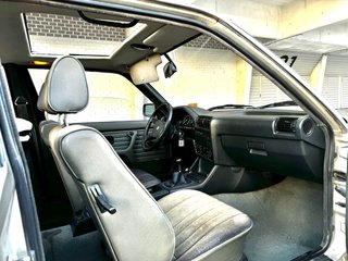 BMW e30 318i