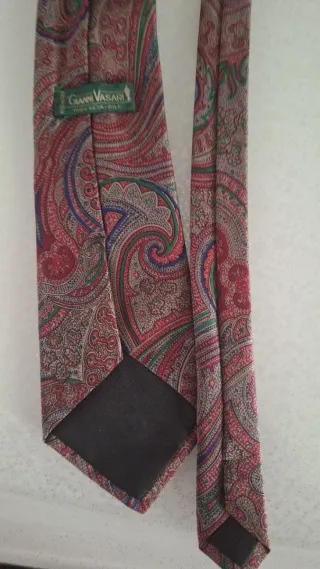 Cravatta uomo fantasia paisley rossa