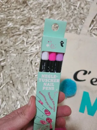 Conjunto de menina: bolsa, carteira e brinquedos