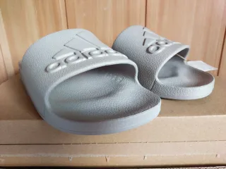 Chanclas Adidas Adilette Aqua Gris Talla 42