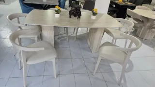 Mesa de comedor piedra y madera