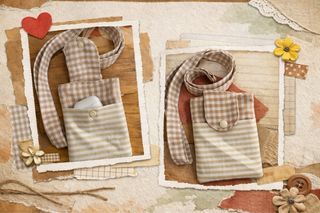 Funda para móvil con cordón