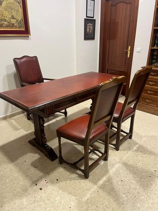 4 Sillas Caoba Cuero