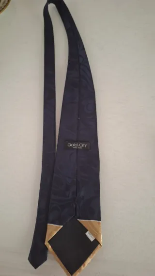 Cravatta Bugs Bunny con carote