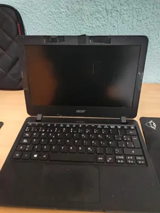 2 ordenadores Acer estropeados