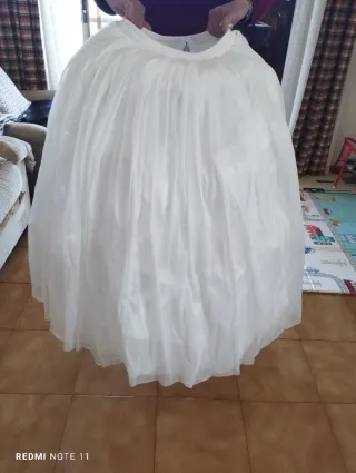 Cancán Fallera nuevo con etiqueta.Talla 100 blanco