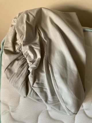 Colchón Minicuna Blanco + protector