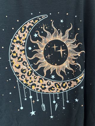 Sudadera con estampado de luna y sol