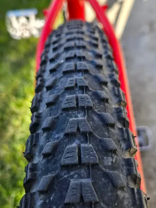 Bicicleta Trek Marlin 8 Roja Talla M/L