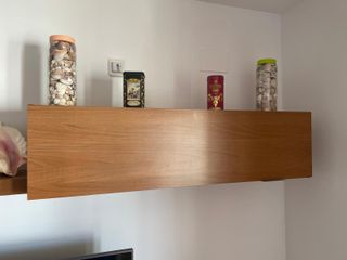 Mueble de salón madera y cristal