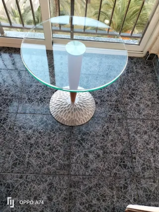 Mesa Frotis cristal verde y transparente