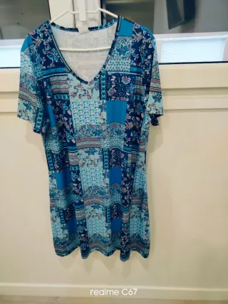 Lote 2 vestidos + camiseta bordada de regalo