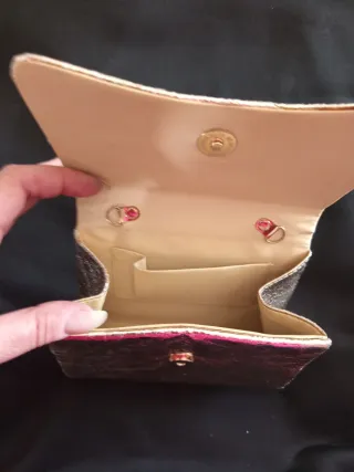 4 Bolsos de Fiesta Negro y Dorado